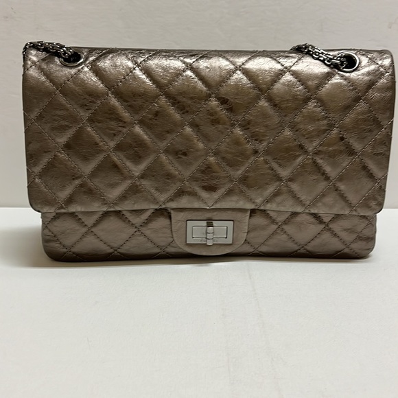 - CHANEL Metallic 2.55 Calfskin 227 Jumbo Flap - Picture 3 of 17